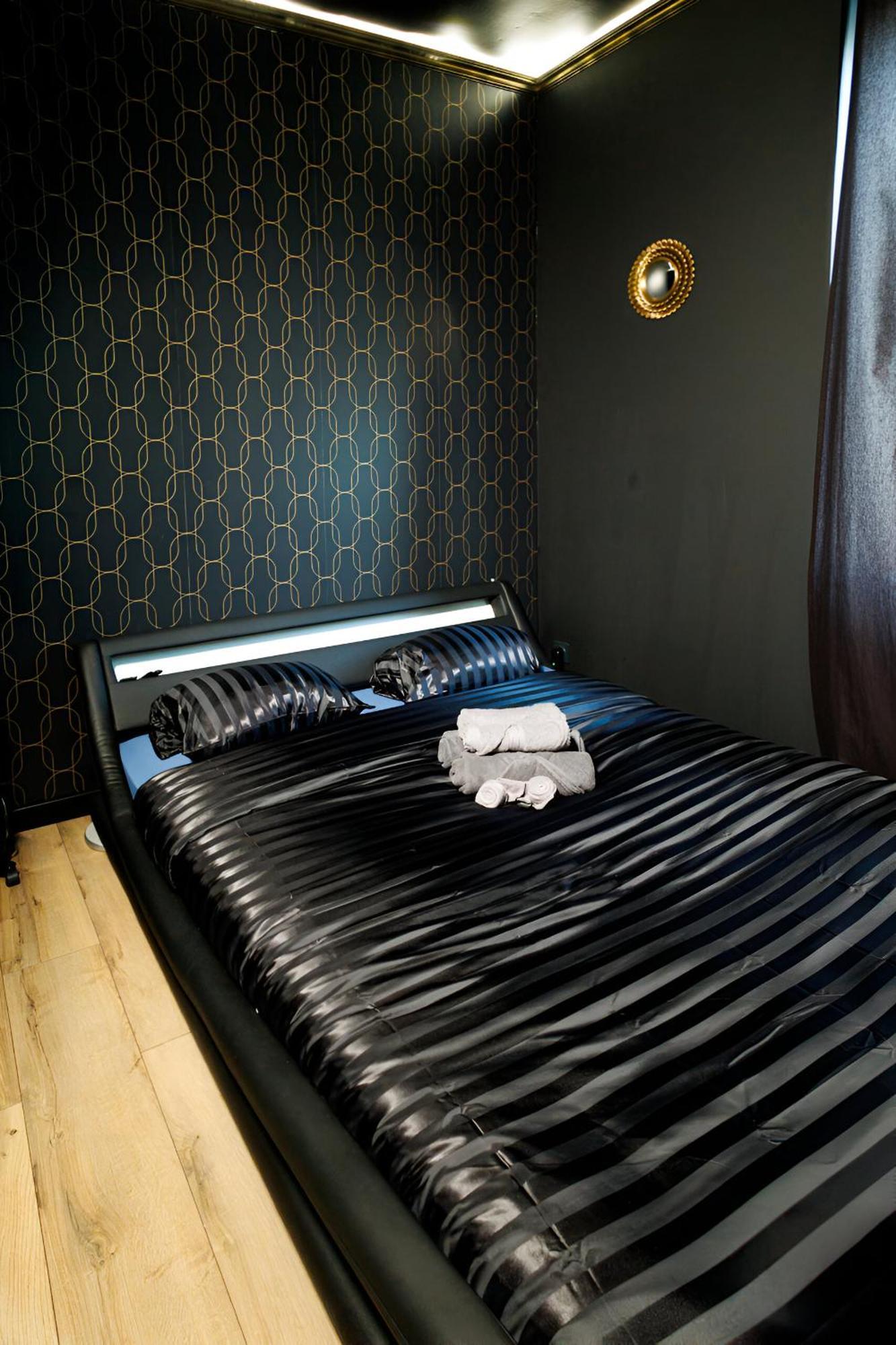 Appartement Pop Art - Asterix,Cdg,Chantilly,Disney La Chapelle-en-Serval ภายนอก รูปภาพ